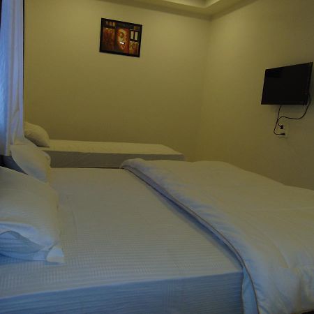 Hotel Kalajanki 乌贾因 外观 照片
