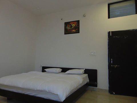 Hotel Kalajanki 乌贾因 外观 照片
